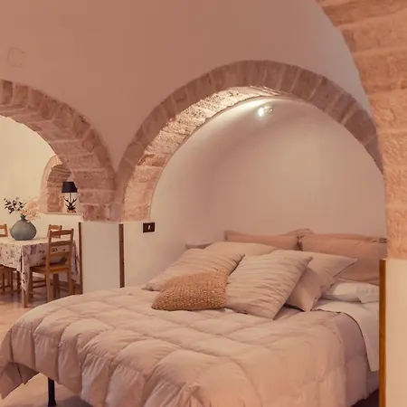 Widespread Trulli In The Historic Center - Trulli Antichi Mestieri Tatil Evi *
