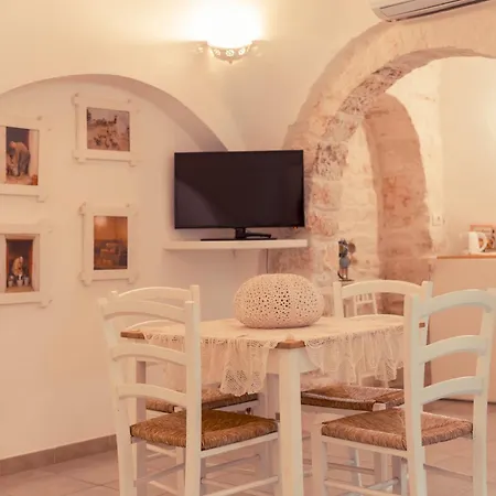 Tatil Evi Widespread Trulli In The Historic Center - Trulli Antichi Mestieri *
