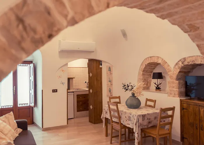 Widespread Trulli In The Historic Center - Trulli Antichi Mestieri Alberobello