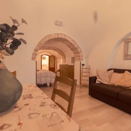 Il Trullo Della Massaia * Alberobello
