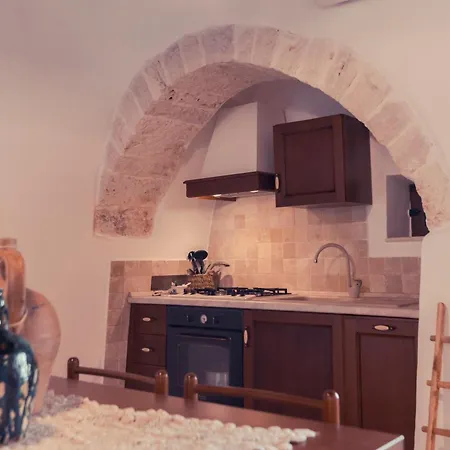 Widespread Trulli In The Historic Center - Trulli Antichi Mestieri Casa de Férias